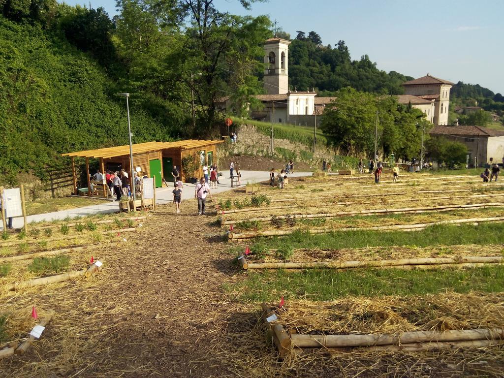 Dimora Le Nove Fate Hotel Bergamo Bagian luar foto