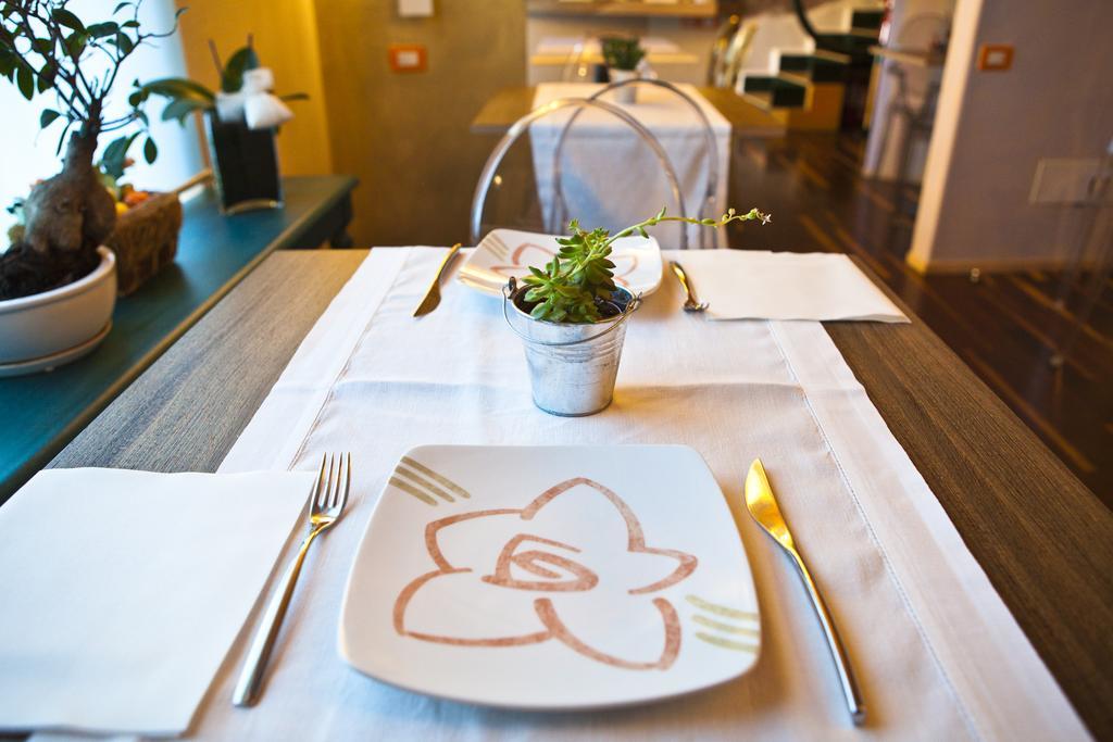 Dimora Le Nove Fate Hotel Bergamo Bagian luar foto