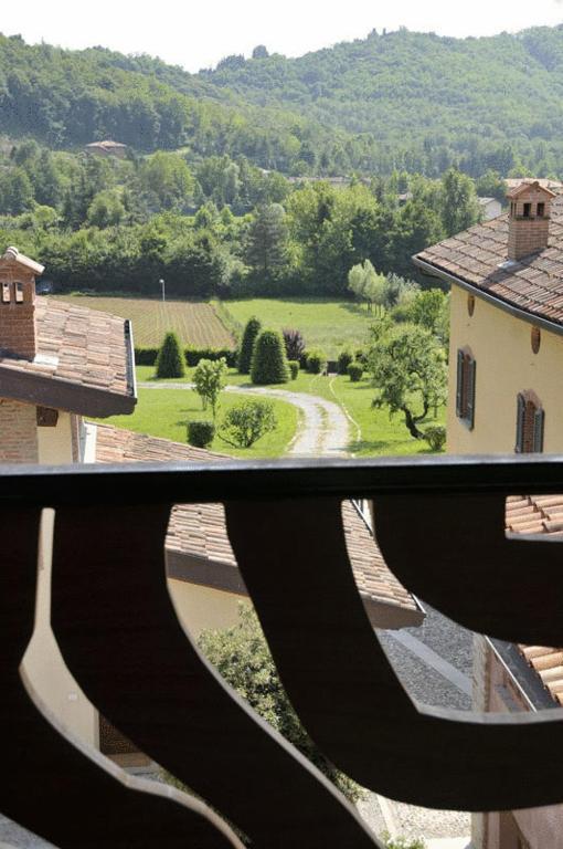 Dimora Le Nove Fate Hotel Bergamo Bagian luar foto